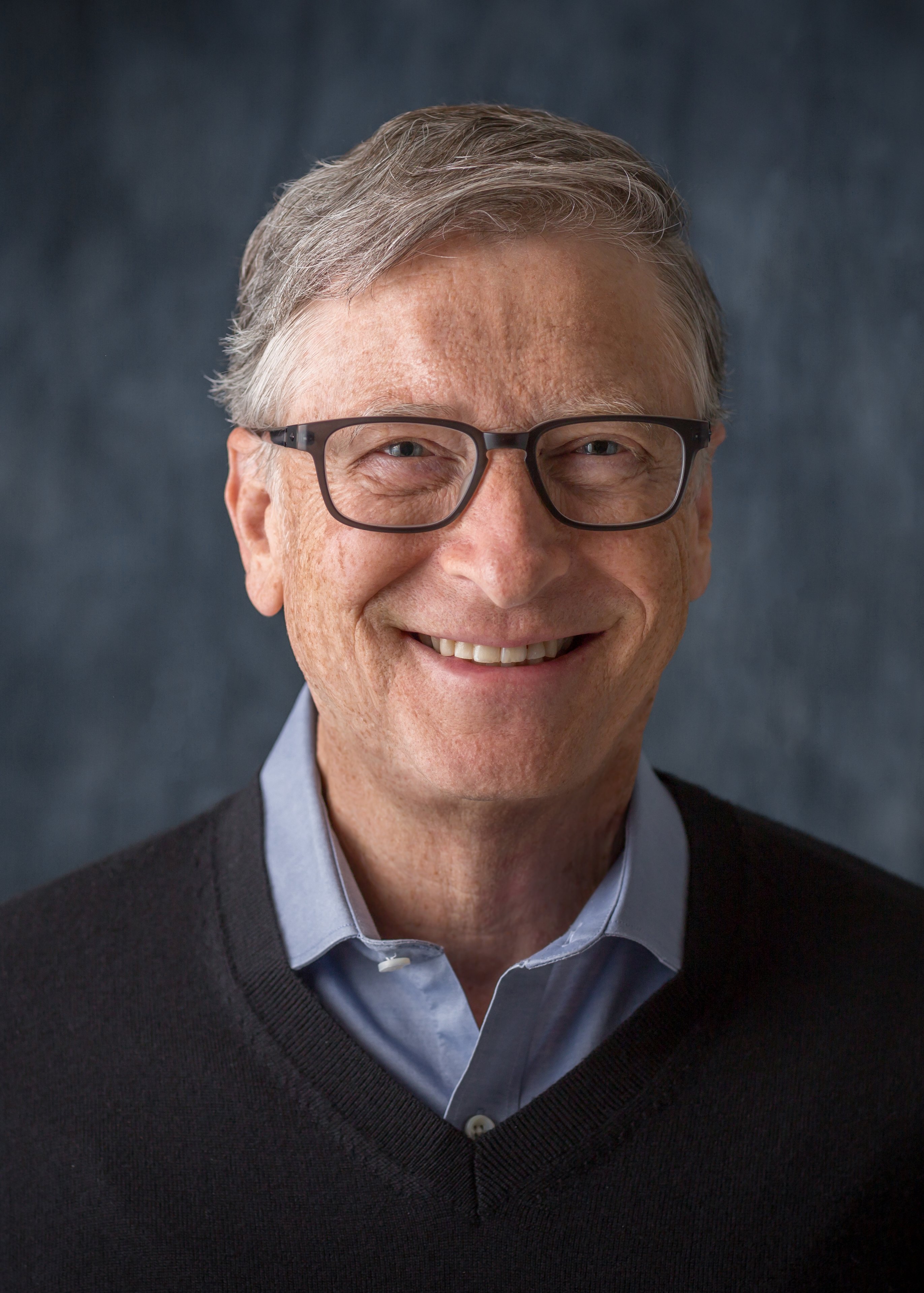 Bill_Gates-Headshot-Portrait-001