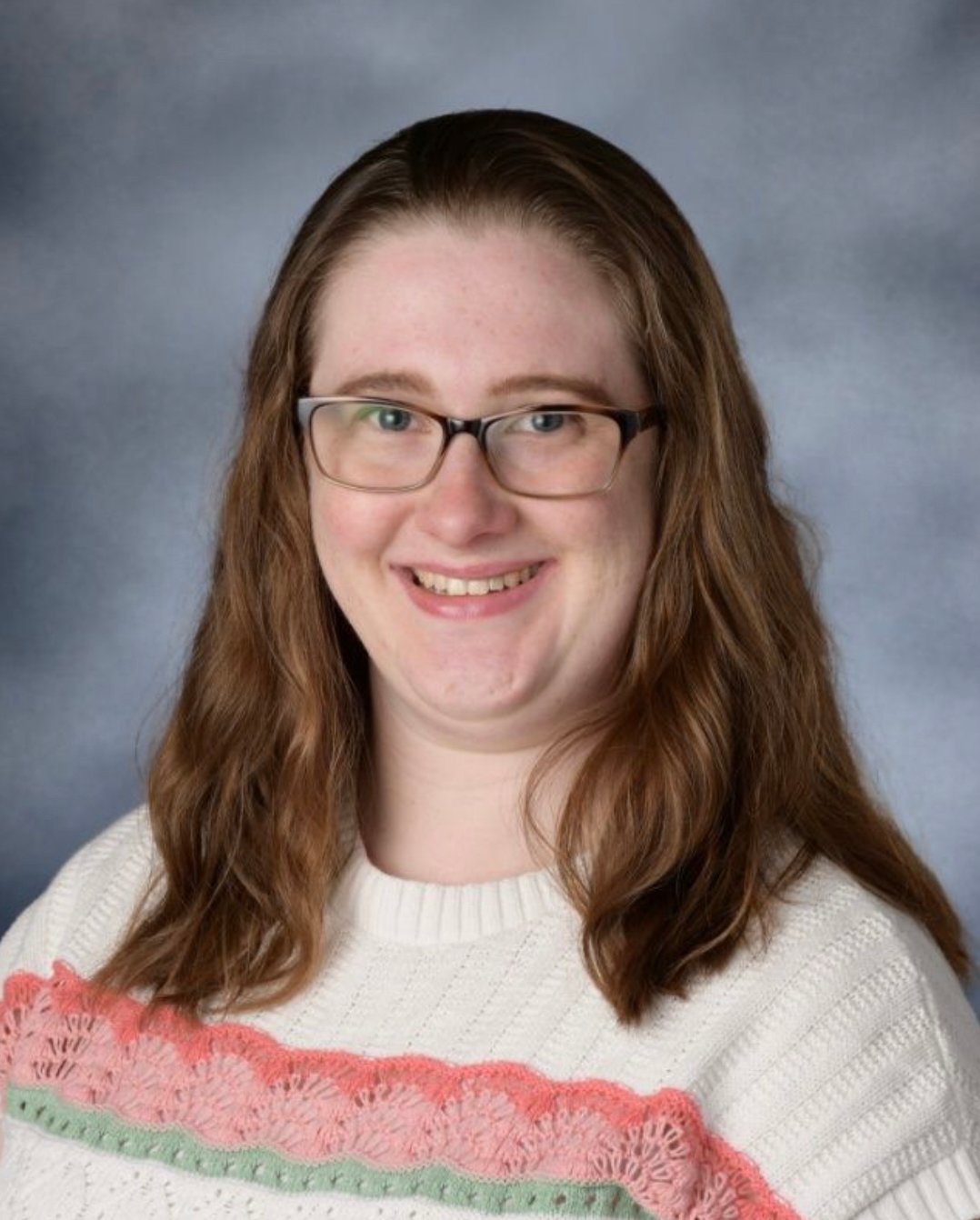 Carolyn Aughey Headshot