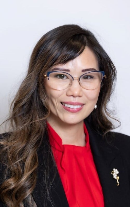 Rebecca Hidalgo Salomon Headshot