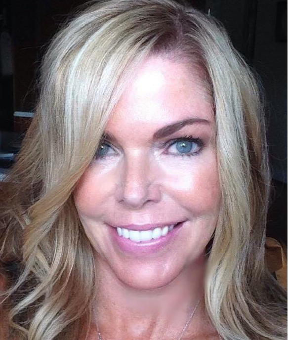 Regina Granaghan Headshot