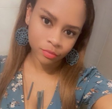 Daniela Maria Headshot