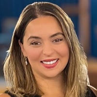 Danielle Mariani Headshot.